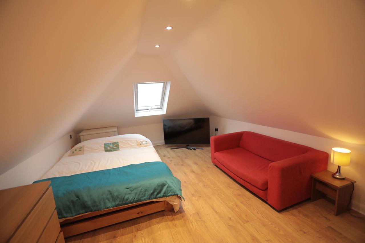 Apartmán Amazing Quiet Garden House Near London Luton Airport Exteriér fotografie