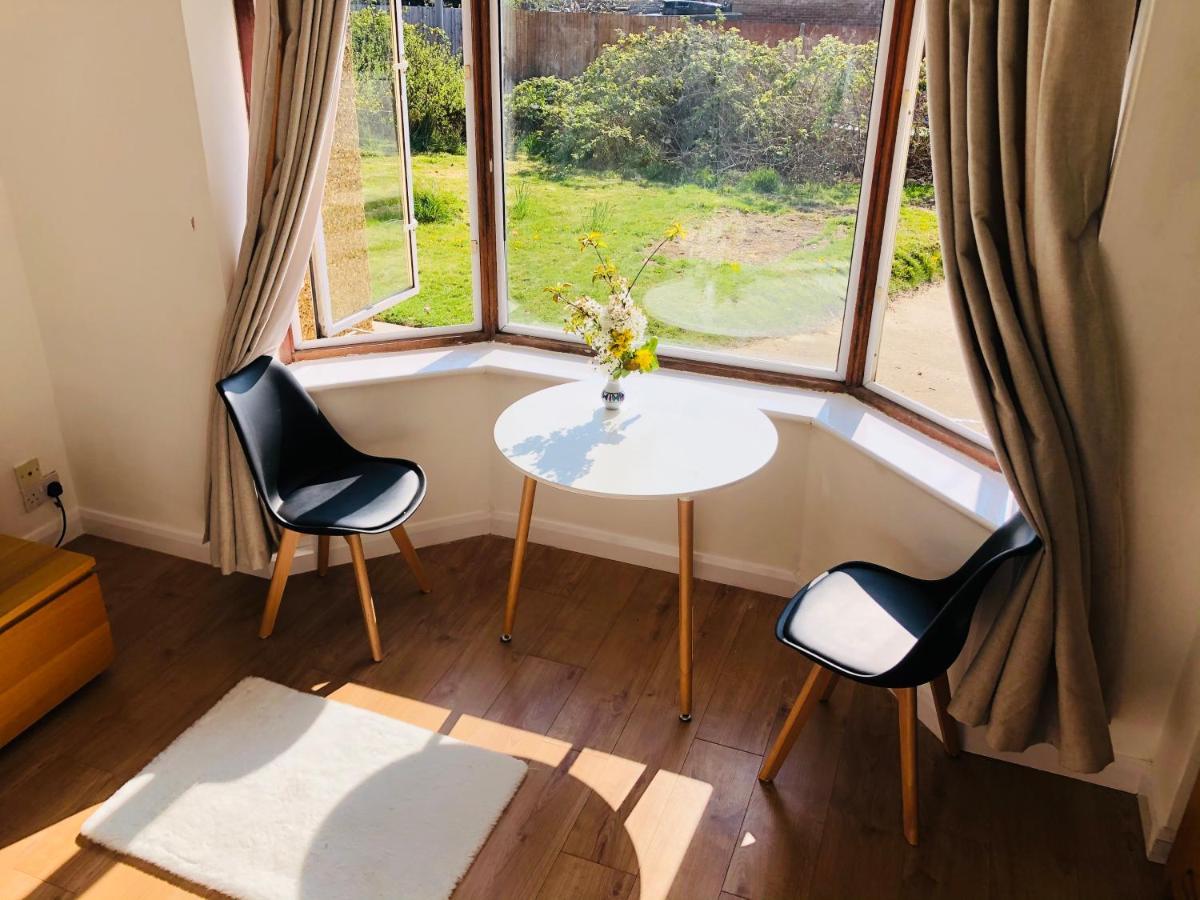 Apartmán Amazing Quiet Garden House Near London Luton Airport Exteriér fotografie