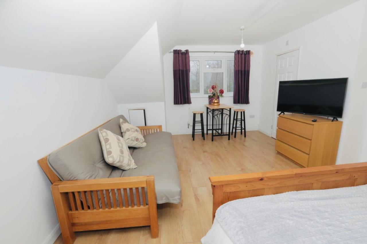 Apartmán Amazing Quiet Garden House Near London Luton Airport Exteriér fotografie